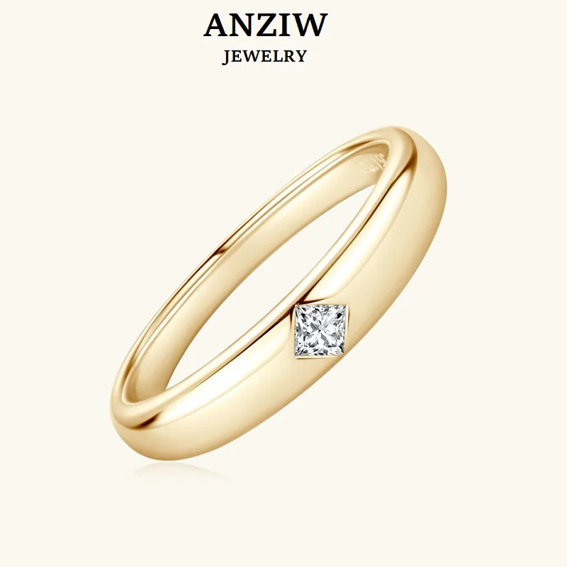 

Кольцо женское из серебра 925 пробы с покрытием из 18-каратного золота