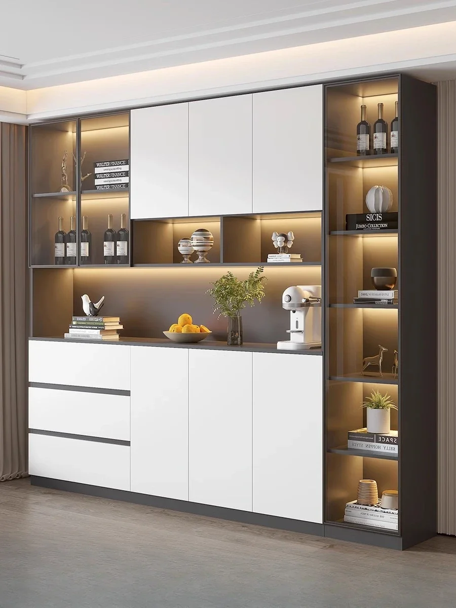 Простая деревянная витрина для винного шкафа со стеклянной дверью