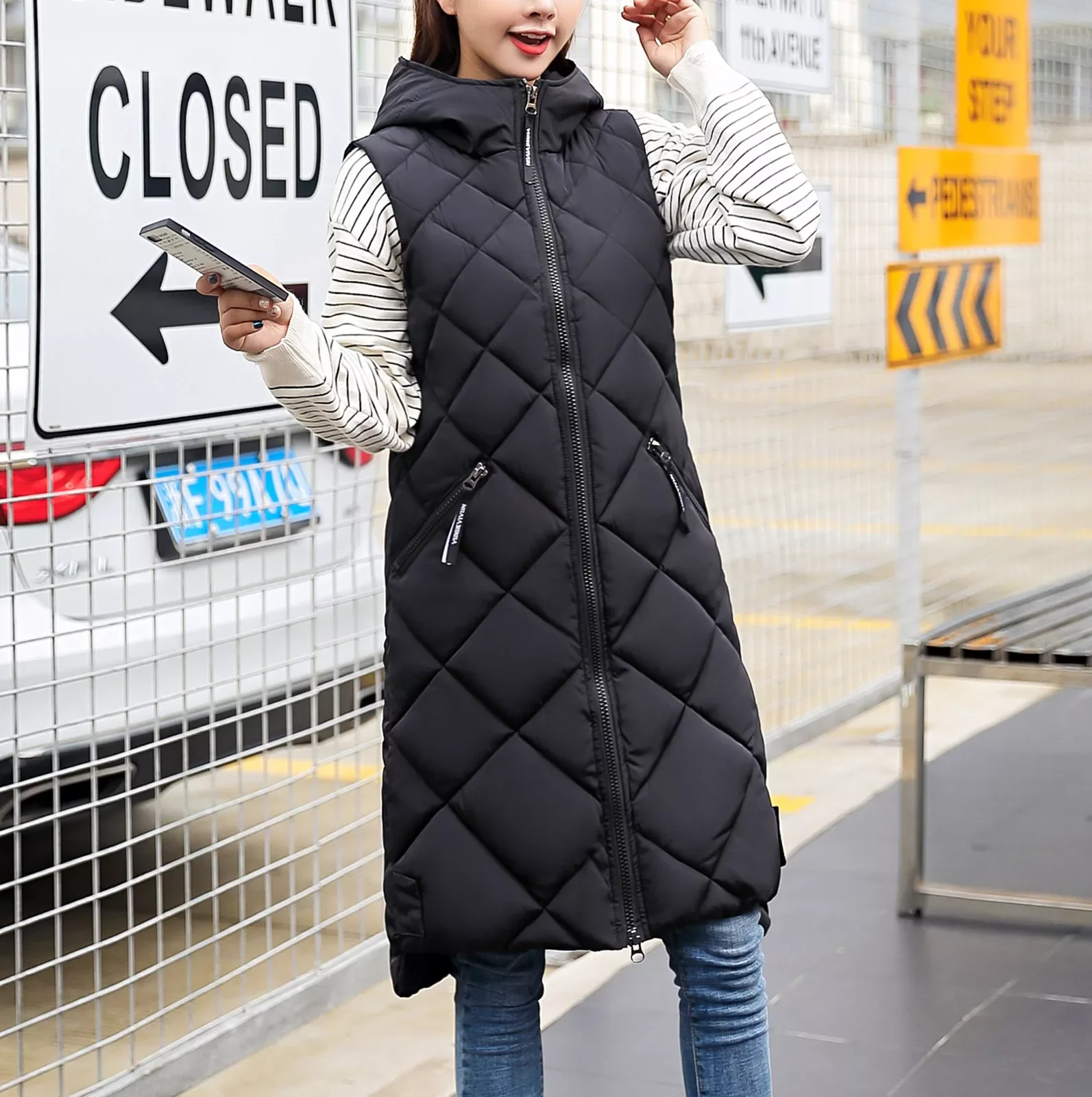 New2022 Long Winter Coat Vest With Hooded Sleeveless Warm Down Coat With Pockets Quilted Vest Down Jacket Quilted Outdoor Jacket