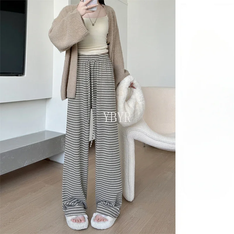 Мягкие полосатые брюки женские спортивные с широкими штанинами повседневные