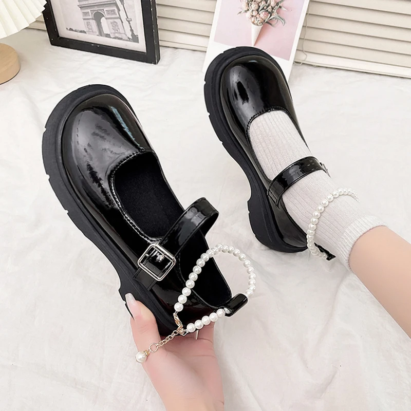 

Shoes String Bead Slippers Women Summer Luxury Slides Platform Pantofle Med Designer 2023 Rubber Retro Hoof Heels PU Basic Mary