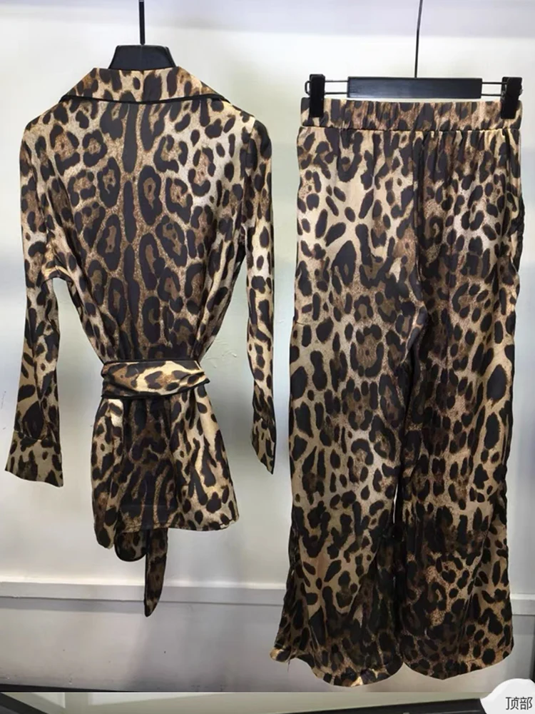 Новая осенняя рубашка с леопардовым принтом и лацканами на шнуровке женский