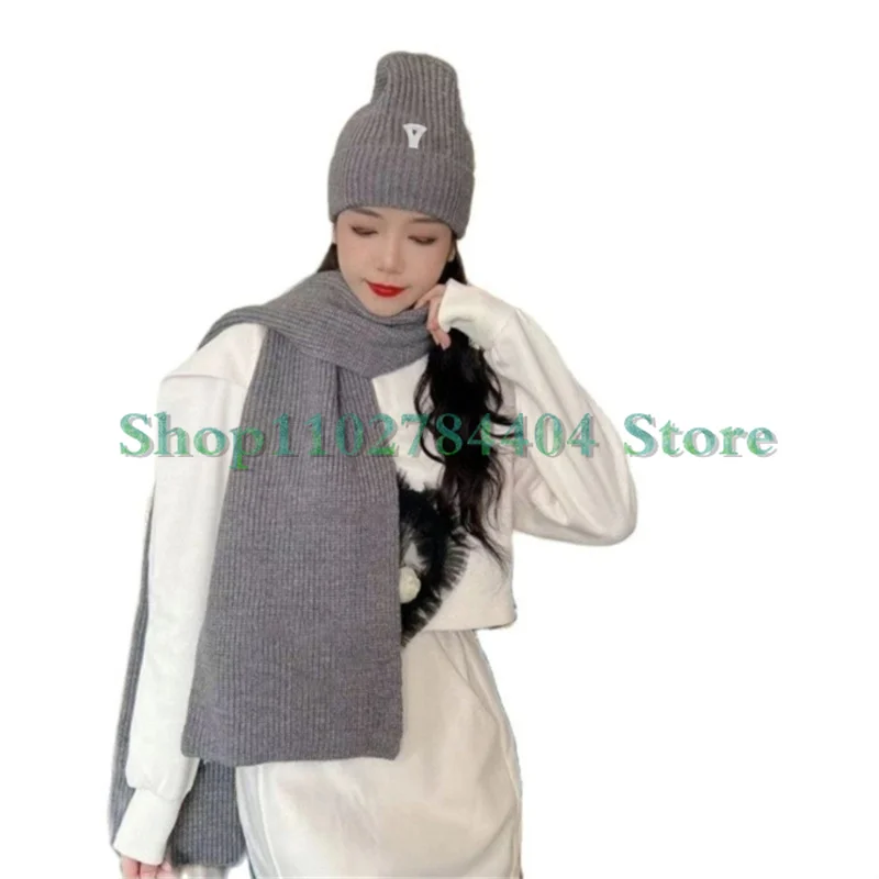 Рисунок 4 - Зимний шарф, набор шарфов 406362