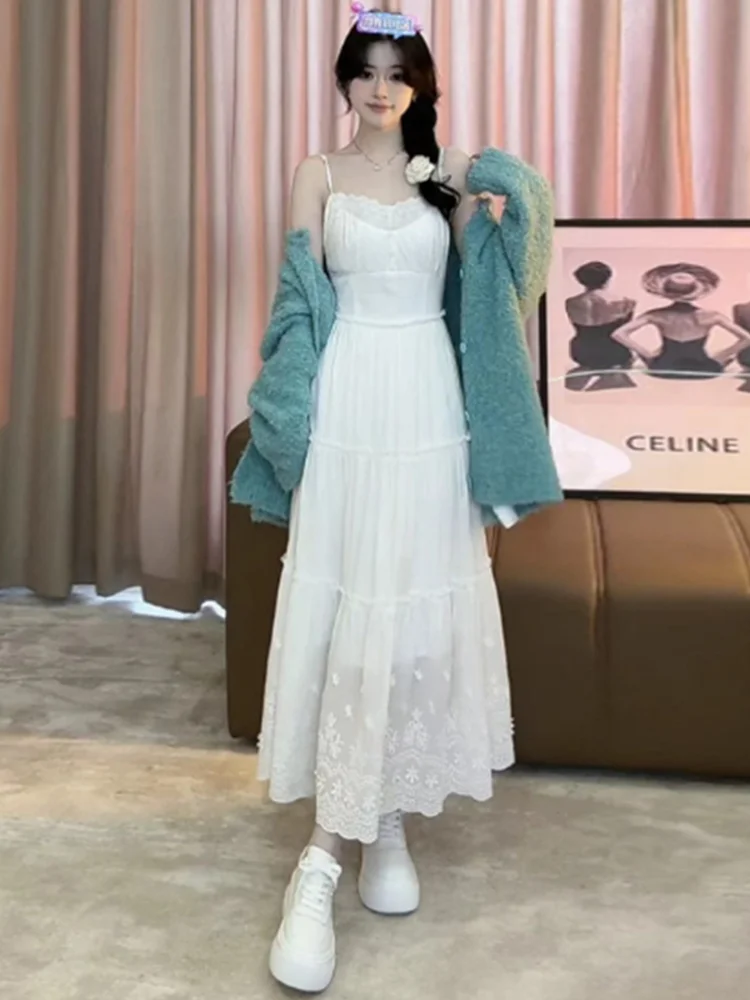 Летнее корейское платье Sle 2023 Новое поступление белое на подтяжках женское