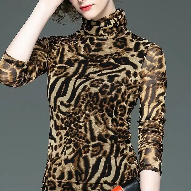 Camisa de fondo para mujer, camiseta de manga larga con estampado de leopardo de estilo exterior, Top fino de cuello alto para otoño, novedad de 2022