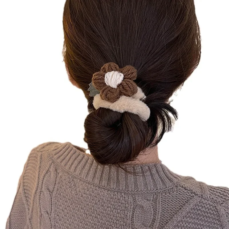 Маленькая веревка с цветочной головкой для девочек новинка 2023 милая плюшевая