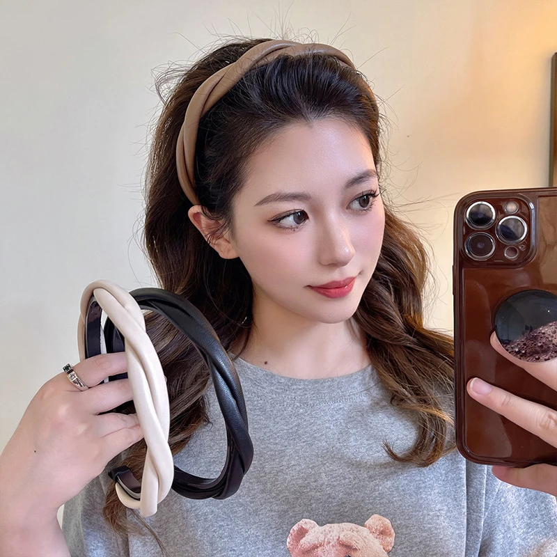 

Korean Fashion PU Leather Headband For Women Girls Vintage Braided Hairbands Headwear Autumn Hair Accessories 2023