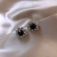 fashion sapphire vintage earrings womens vintage luxury shiny zircon stud earrings womens jewelry party gifts