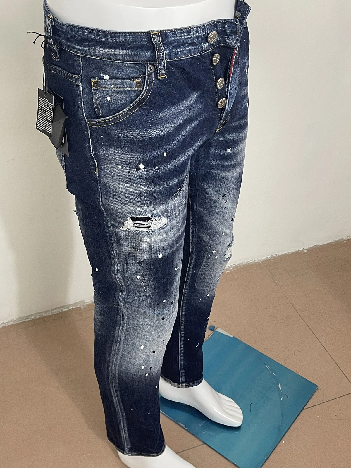 2023 spring and autumn new style D2 jeans men wash worn holes patch paint micro bullet embroidery straight blue jeans man