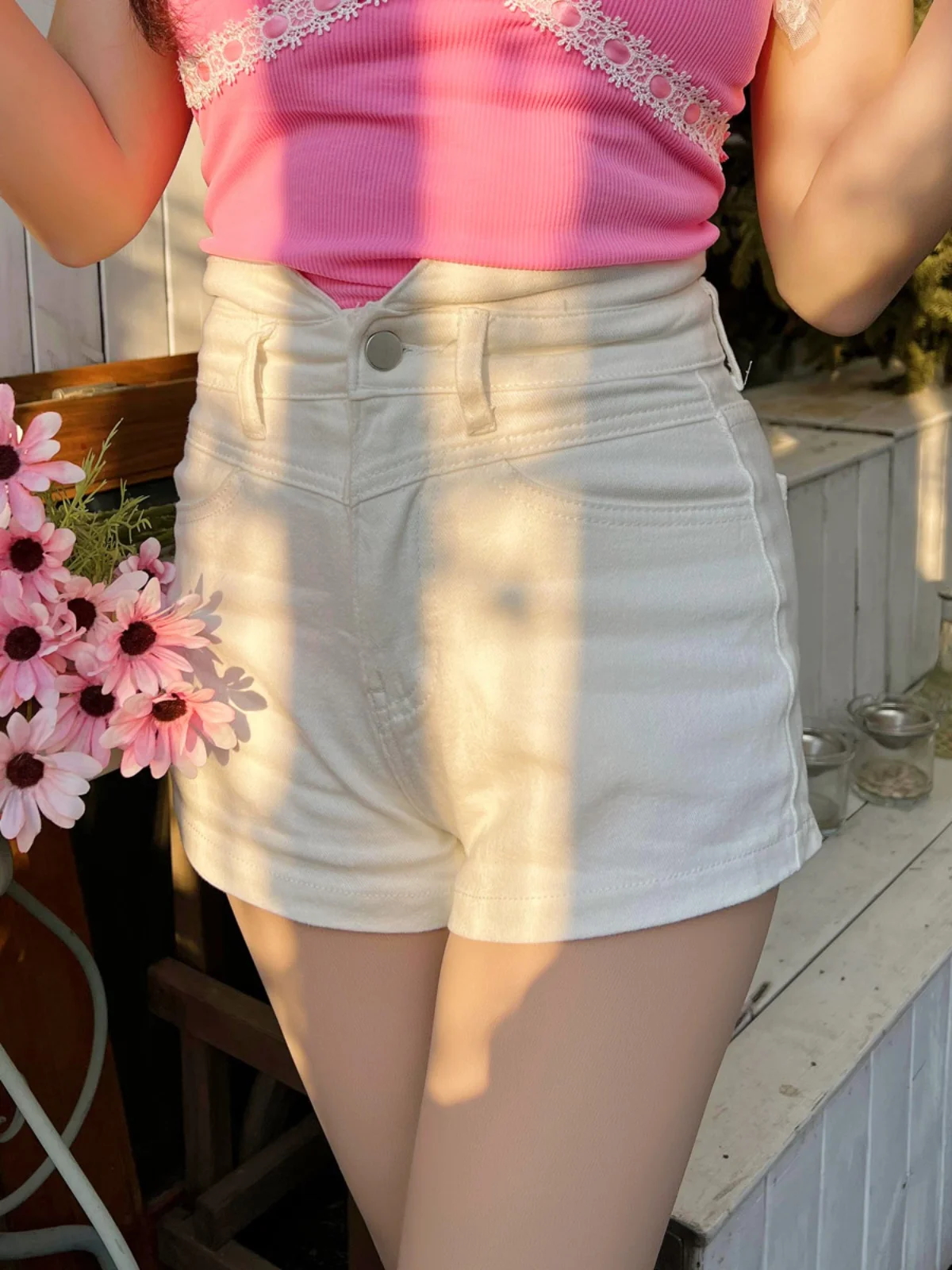 2023 Spring Summer New Sweet Cute Lolita Shorts Women Elegant Lace Edge Bow Girl Heart Elastic High Waist Denim Shorts Hot Pants