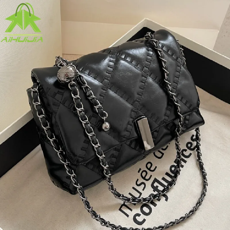 

Повседневные сумки через плечо с цепочкой для женщин, новая модная простая сумка на плечо, женские дизайнерские Сумки из искусственной кожи...