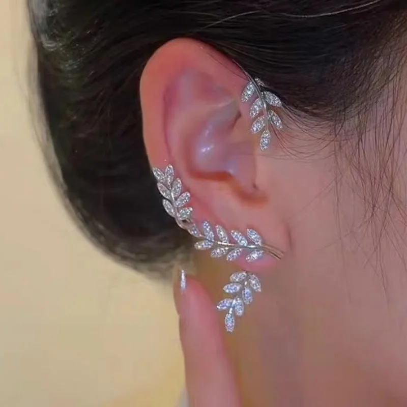 

Full Diamond Leaf Earrings Female Detachable Two-wear Ladies Earrings Bridesmaid Gift Elf Anime Accessories Golden Girl