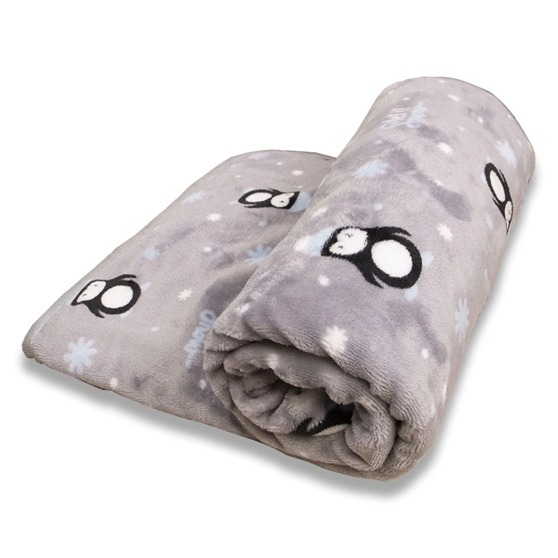 Soft flannel dog blanket winter warm and comfortable pet bed sheet mat cartoon cute cat and dog sleeping blanket pet supplies images - 6