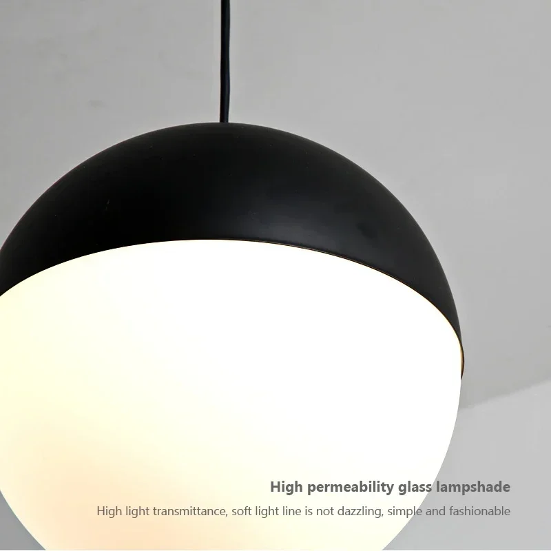 Подвесной светильник в скандинавском стиле со стеклянными шариками современный