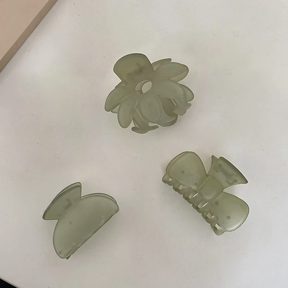 

Women Hair Clip Claws 2022 New Green Hair Claws Sweet Hairpins Barrette Crab Hair Clips Headwear for Girls Hair Accessories Gift