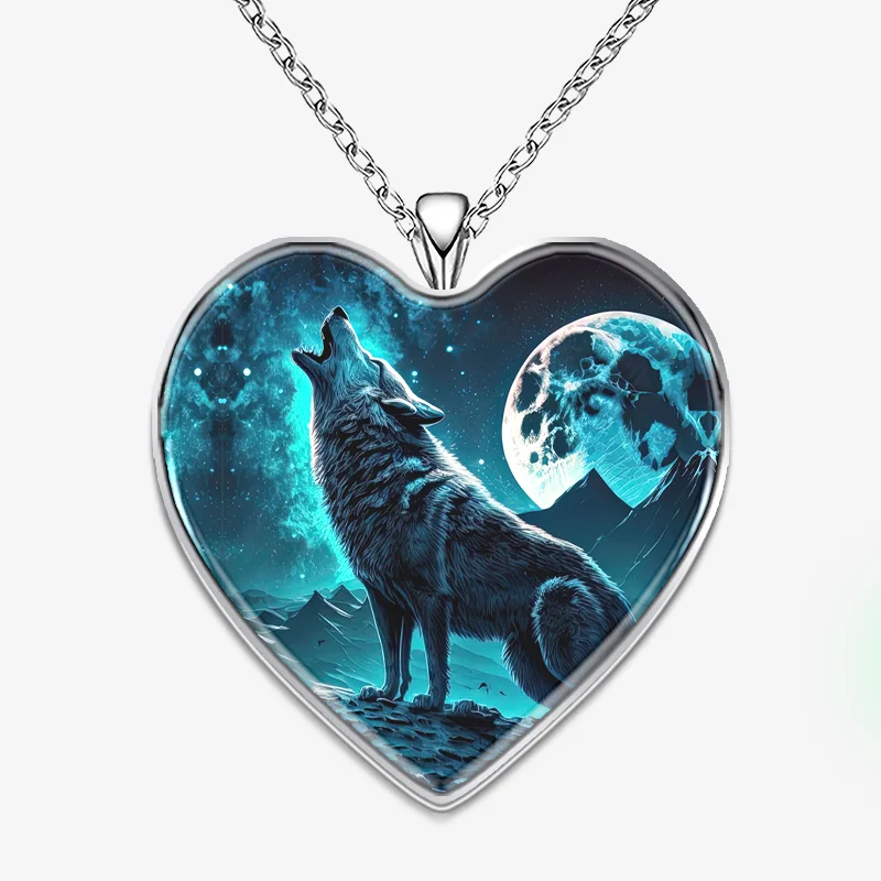 

Fashion Men's and Women's Wolf Head Blue Earth Heart Necklace Fashion Cool Necklace Anniversary Christmas Holiday Gift