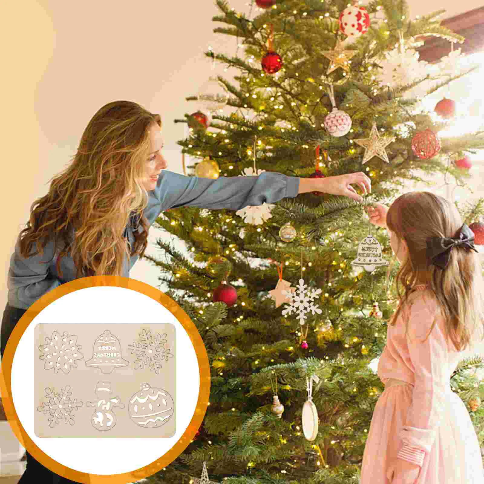 4pcs Xmas Pendants Christmas DIY Decors Christmas Hollow Decors