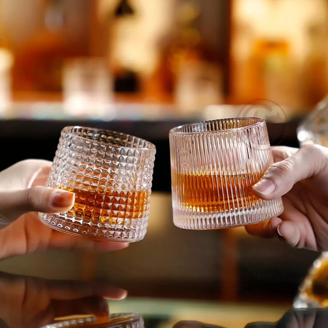 

Whiskey XO Spirit Glass Ice Hockey Shaker Novel Tumbler Creative Decompression Spinning Top Design Bar Home Lead-free Glasses