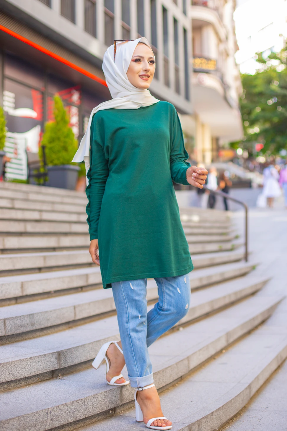 

Туника с пуговицами Изумрудный-2811