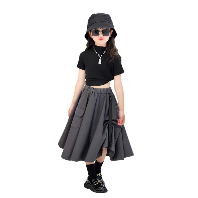 Костюм детский летний из топа с коротким рукавом и юбки на Возраст 4-12 лет |