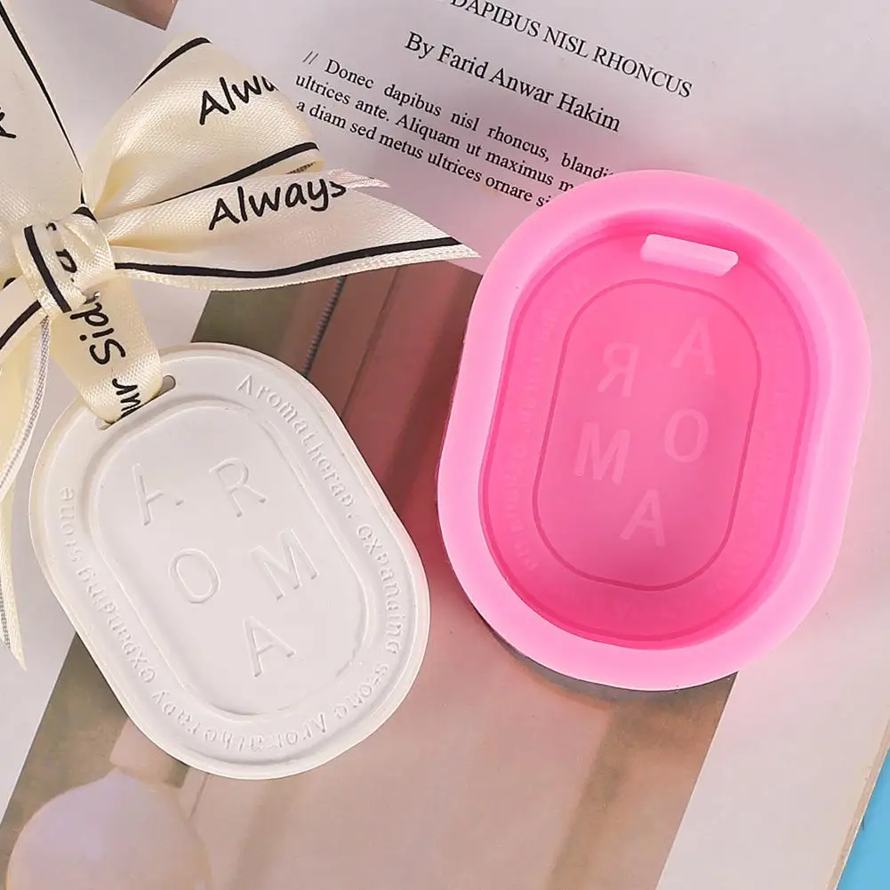 

1pc Diy Silicone Molds Car Pendants Multi-purpose Aromatherapy Mould For Making Soap Candles Chocolate Candy Ice Cubes