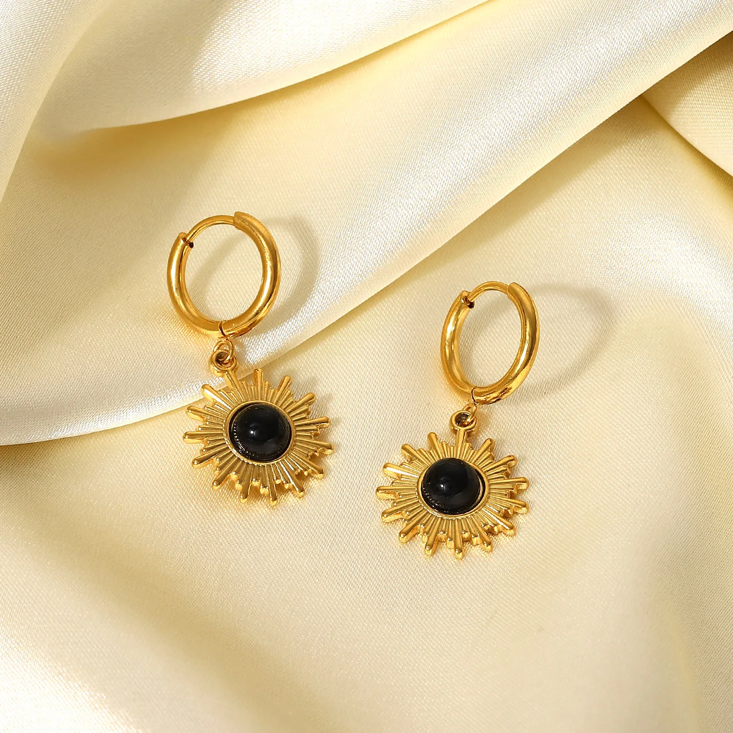 Stainless Steel PVD 18K Gold Plated Tarnish Waterproof Black Stone Sun Drop Earrings For Woman Jewelry Wholesale Trendy