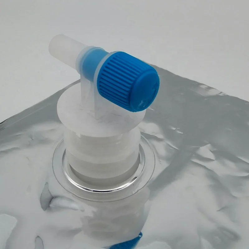 Рисунок 2 - Слюнявчик в коробке для вина 220 л