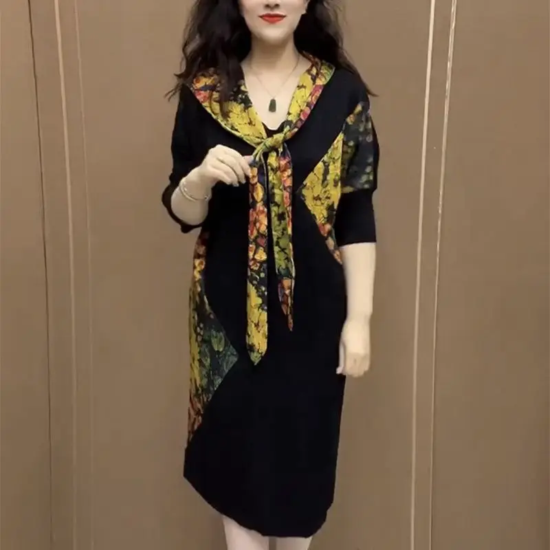 Рисунок 2 - Платье-миди женское с капюшоном