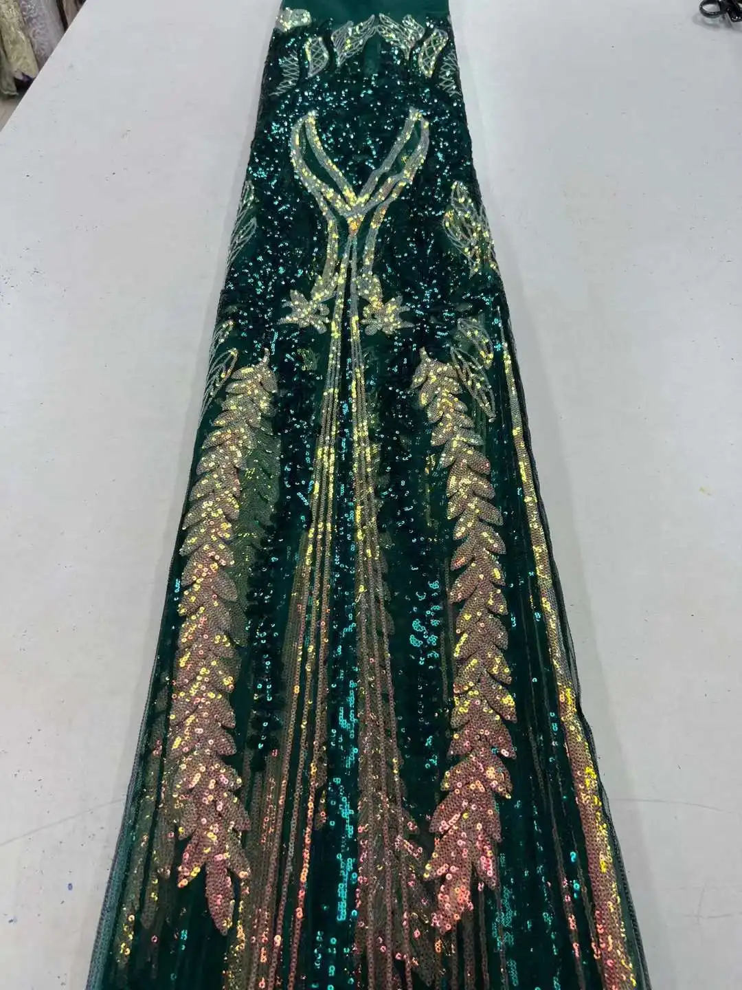 

Luxury African Sequined Lace Mesh Fabric 2023 High Quality Nigerian sequins Embroidry French Fabric For Party Dress