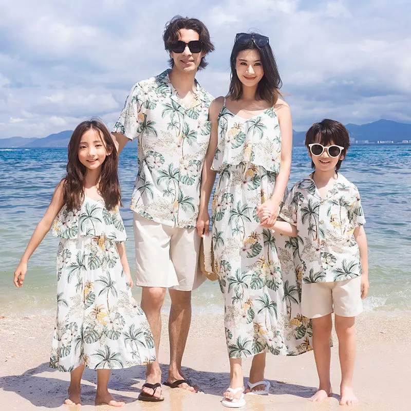 

Beach Family Matching Outfits Vacation 2023 Mom and Daughter Summer Dress Resort Couple Look Dad and Son Sea Holiday Clothes Set