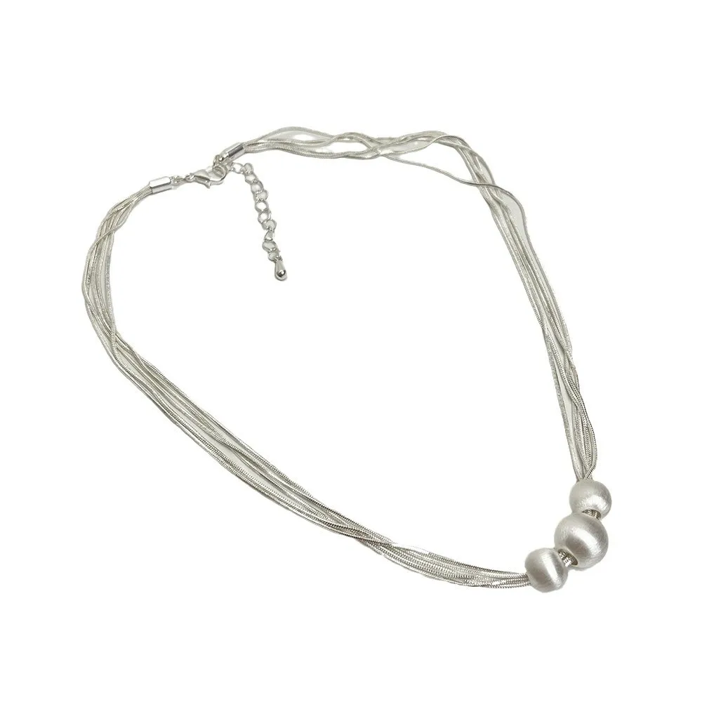 Многослойное ожерелье с металлическими матовыми круглыми бусинами женское