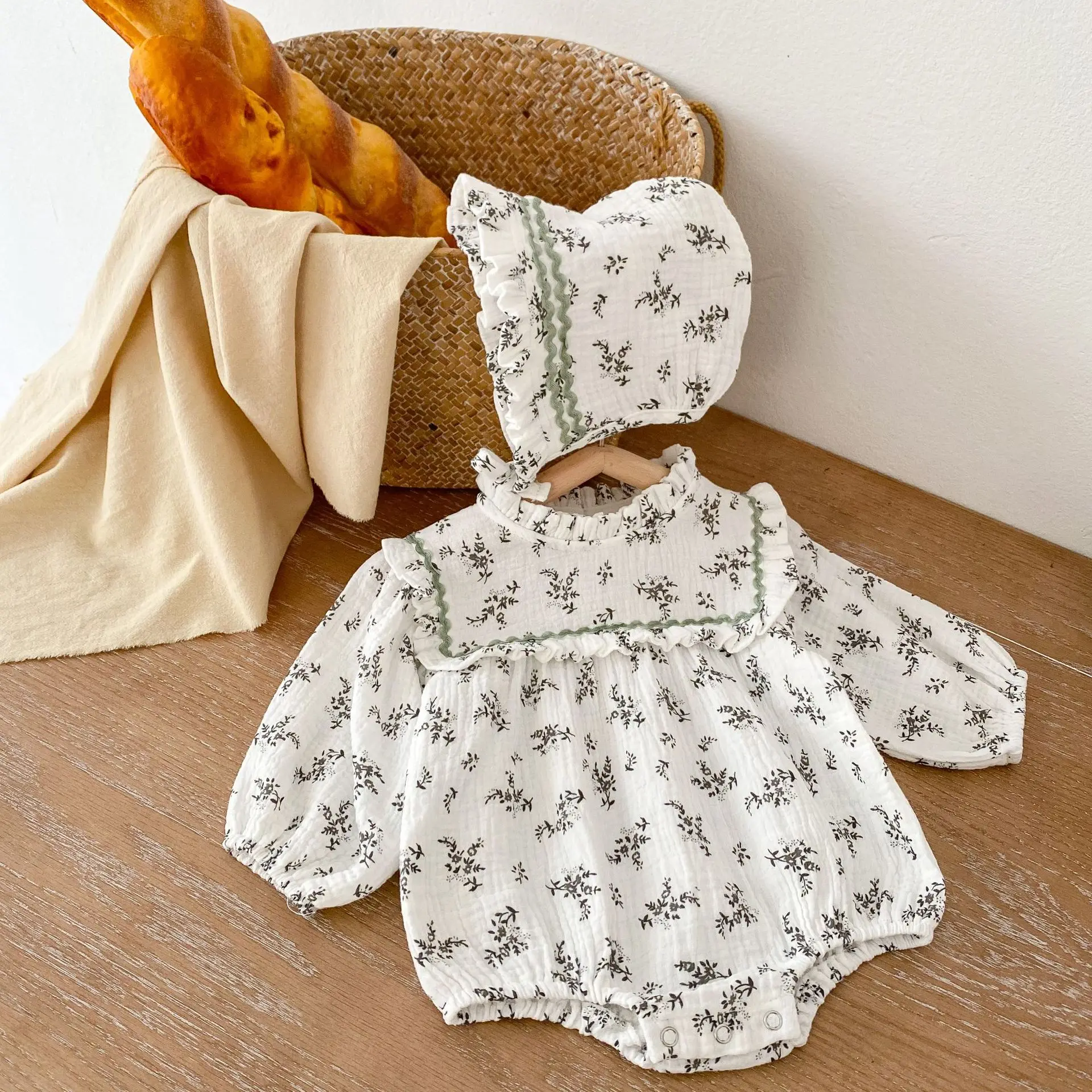 2022 spring and autumn cotton baby girls' double-sided cotton printed long-sleeved romper jumpsuit