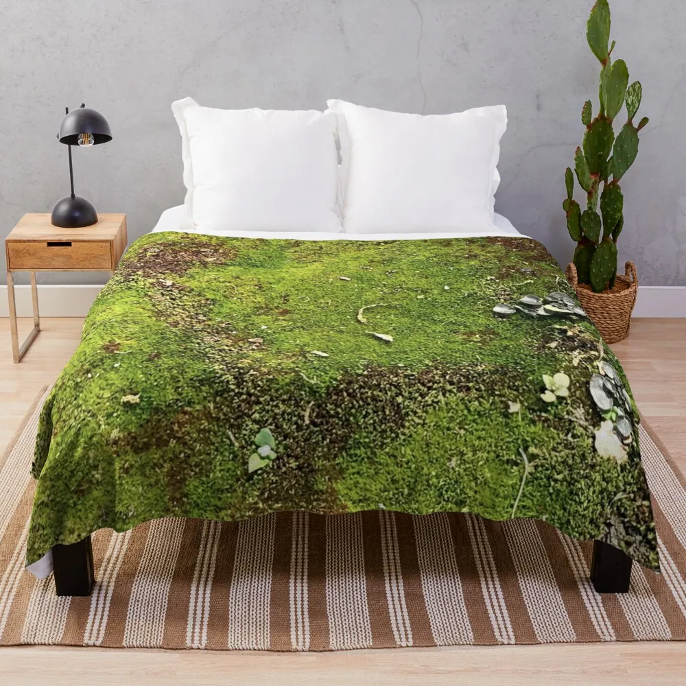 

World of Moss Throw Blanket Double Blanket