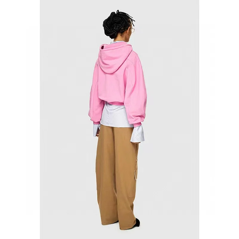 Рисунок 4 - Женский свитшот с капюшоном