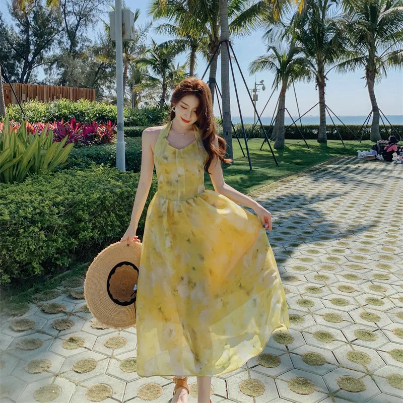 

Tie-dye Water Soluble Floral Halterneck Dress