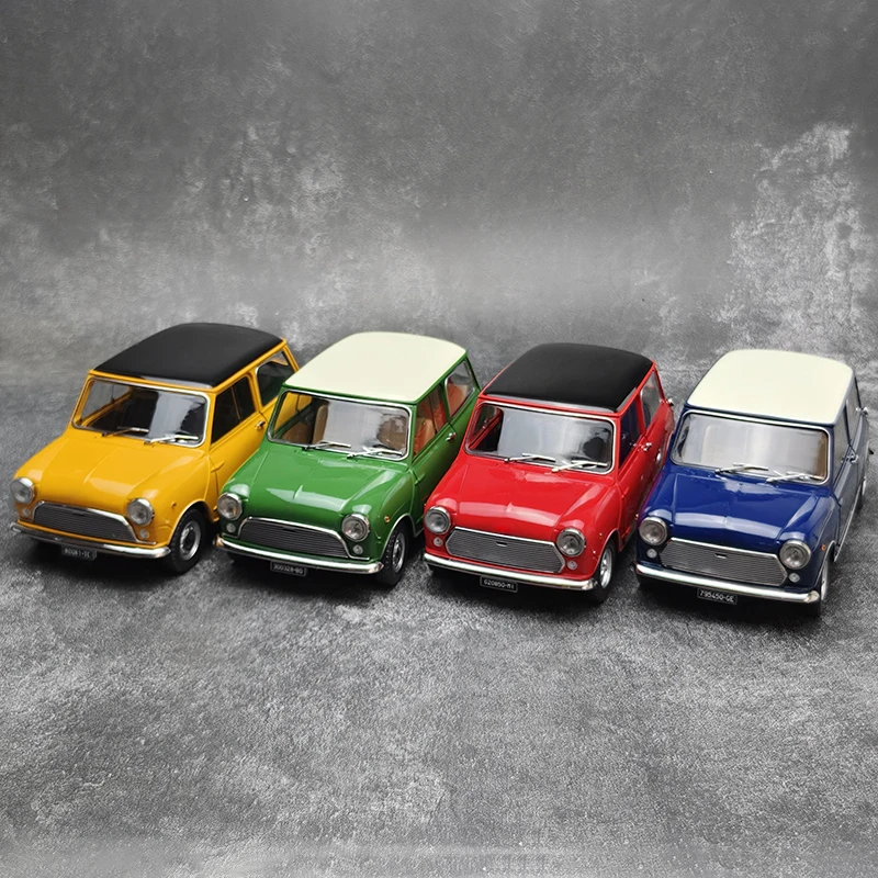Фото MITICA 1:18 — коллекционная модель автомобиля MINI COOPER из сплава металла для коллекционирования и демонстрации. №1