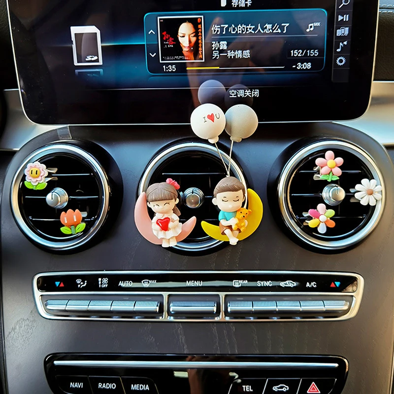 

Симпатичные парные фигурки для девочек и мальчиков, зажим для духов, освежитель воздуха для автомобиля, Декор, автомобильные аксессуары для...