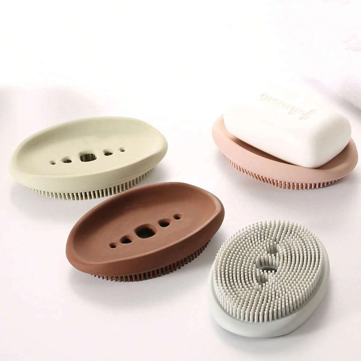 

Многофункциональная силиконовая мыльница с кисточкой