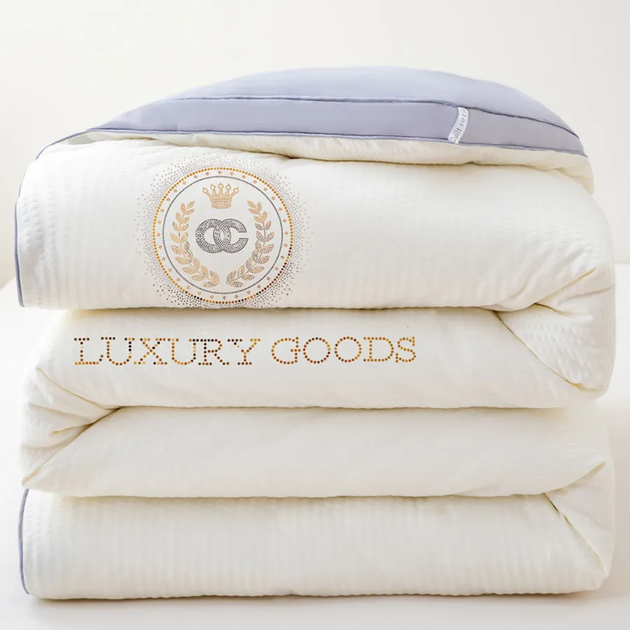 Зимнее одеяло KDJEIKZ 220x240 см