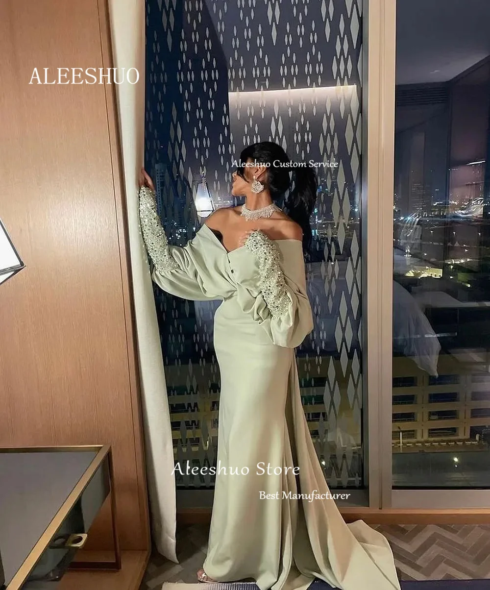 Рисунок 4 - Женское вечернее платье с V-образным вырезом