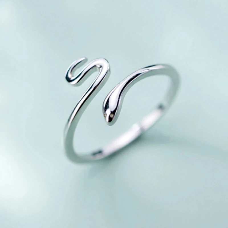

Lovely Snake Shape Open Adjustable Finger Ring for Women Simple Ring Fine Jewelry Girl Gift