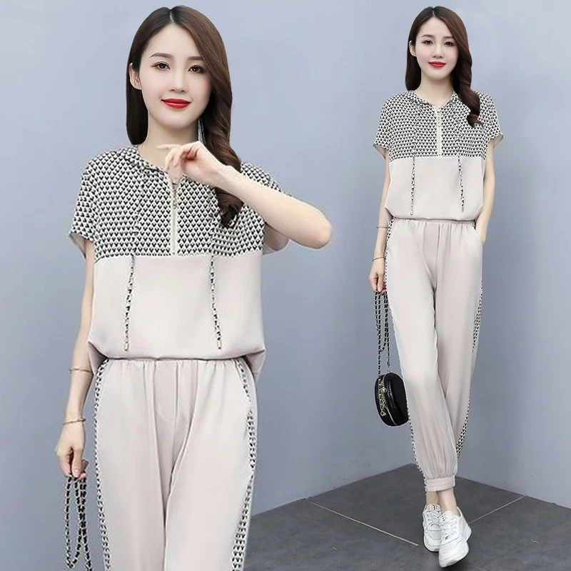 

Summer Plus Size Casual Two Piece Set Loose Stitching Hooded Top Nine Pants Fashion New Apricot Black Womens Clothes