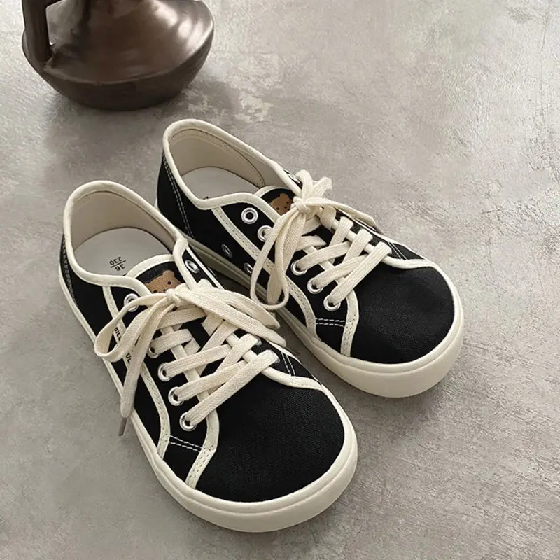 Round Wide Toe Plimsolls Sneakers Woman Black Red Canvas Shoes Top Quality Student Leisure Lace Up Sneakers Female Girl Footwear