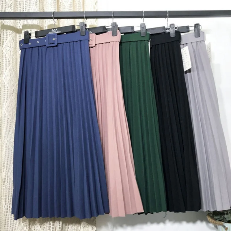 

Paper-finished-padded-pliened-plienate skirt 01246