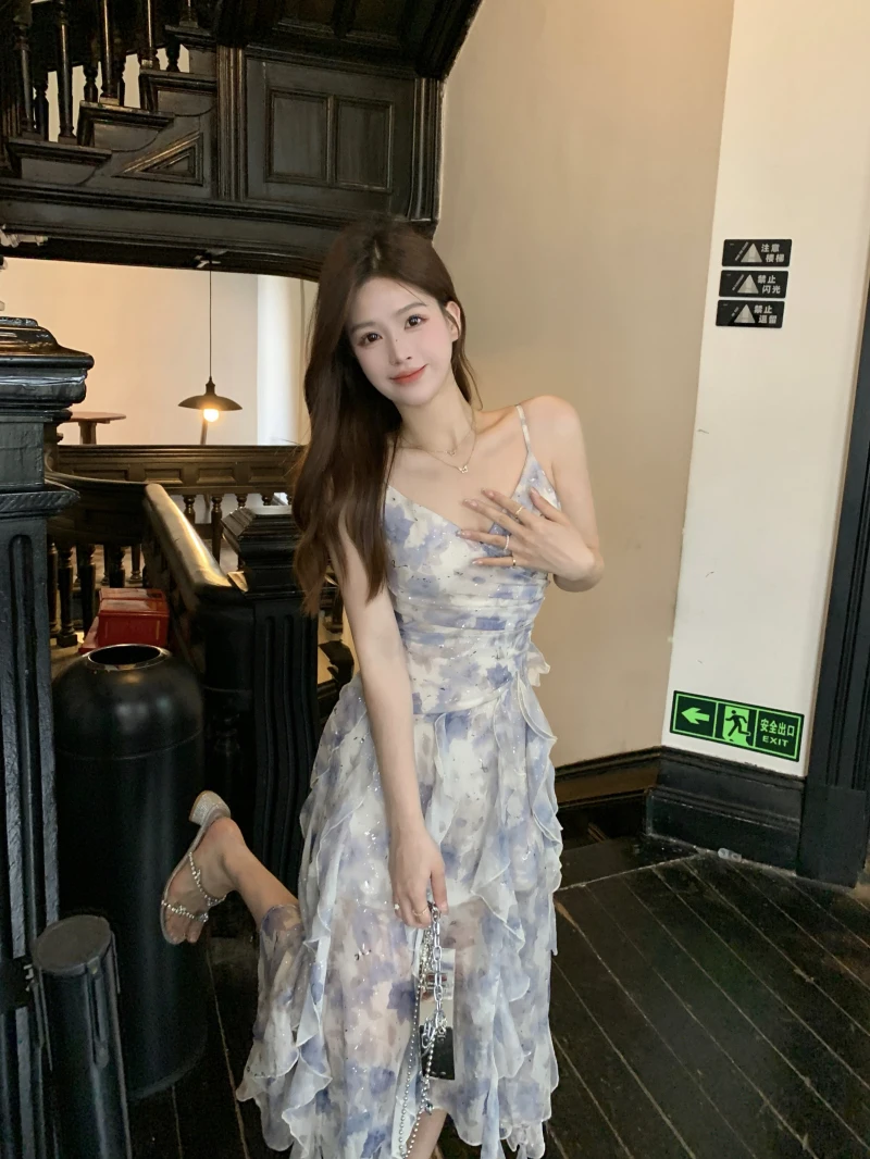 

GS3542 Summer 2023 New V-neck Exquisite Beauty, Amazing Temperament, Slim Waist, Chiffon Flower Strap Dress