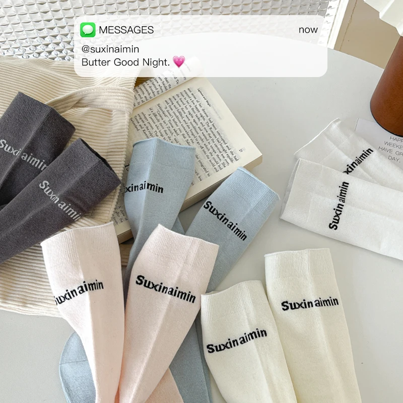 Спортивные носки до середины икры с буквами женские однотонные модные корейские