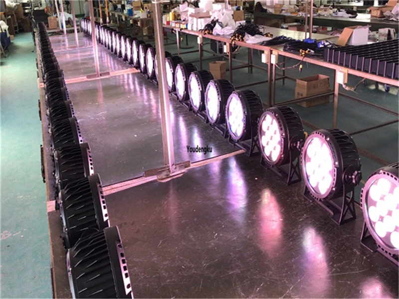 Рисунок 6 - с чехлом DJ Slim Par led outdoor
