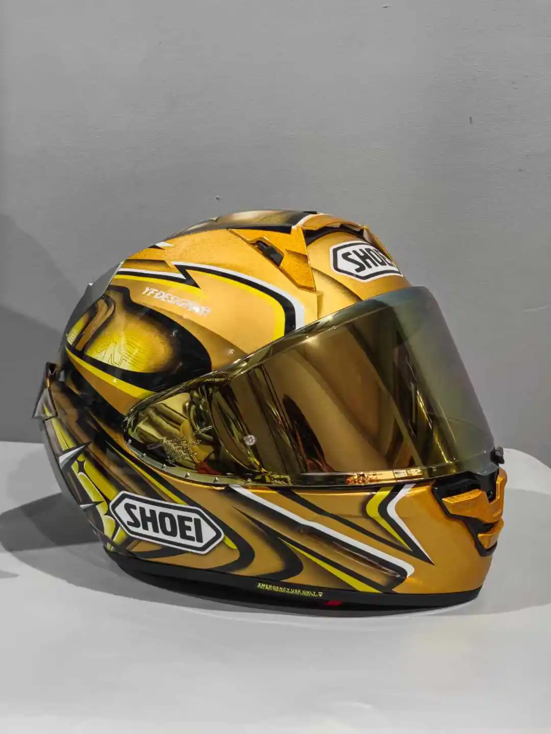 Полнолицевой мотоциклетный шлем X-15 x-fifteen X-SPR Pro AERODYNE для езды на мотокроссе