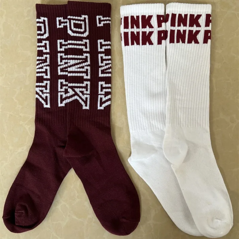 2 Pair/Card of PINK LOVE Fashion Women's Sports Cotton Stockings Knee-length Calf Socks Street Style Hip-hop Skateboard Socks