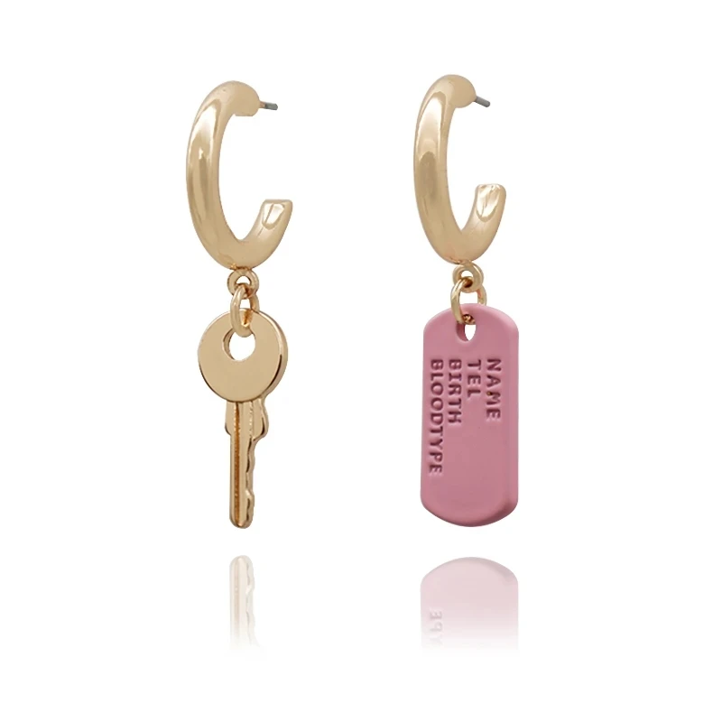 

Vintage Pink Information Card Symmetrical Drop Earrings for Women Fashion Acrylic Lock Dangle Hoop Earring Jewelry Gift Party